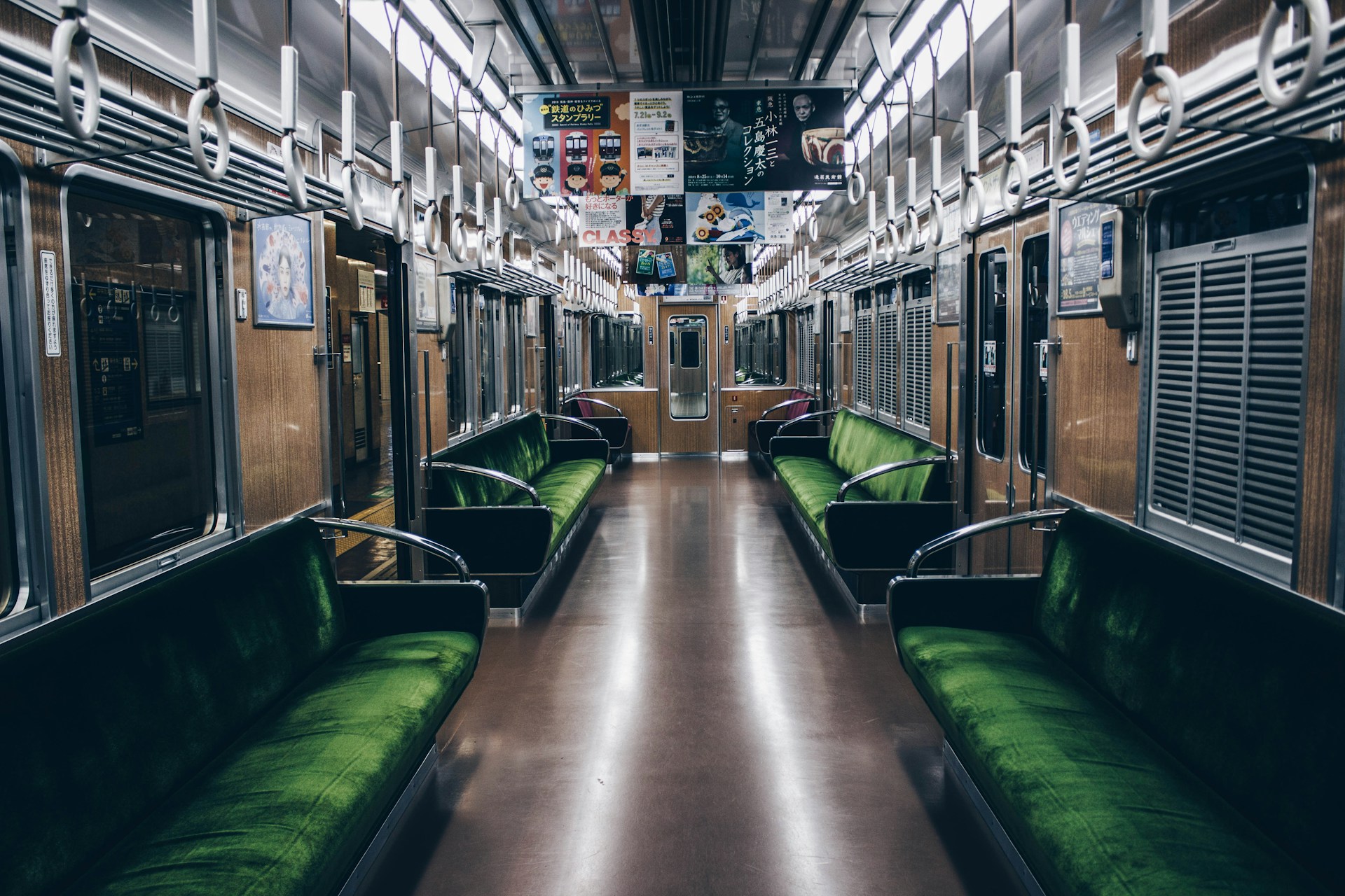How To Use Trains in Japan - Daniele from Rome to Japan